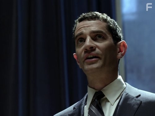 James Frain in Вспомни, что будет (2009)