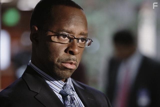 Courtney B. Vance in Вспомни, что будет (2009)
