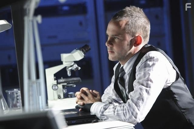 Dominic Monaghan in Вспомни, что будет (2009)