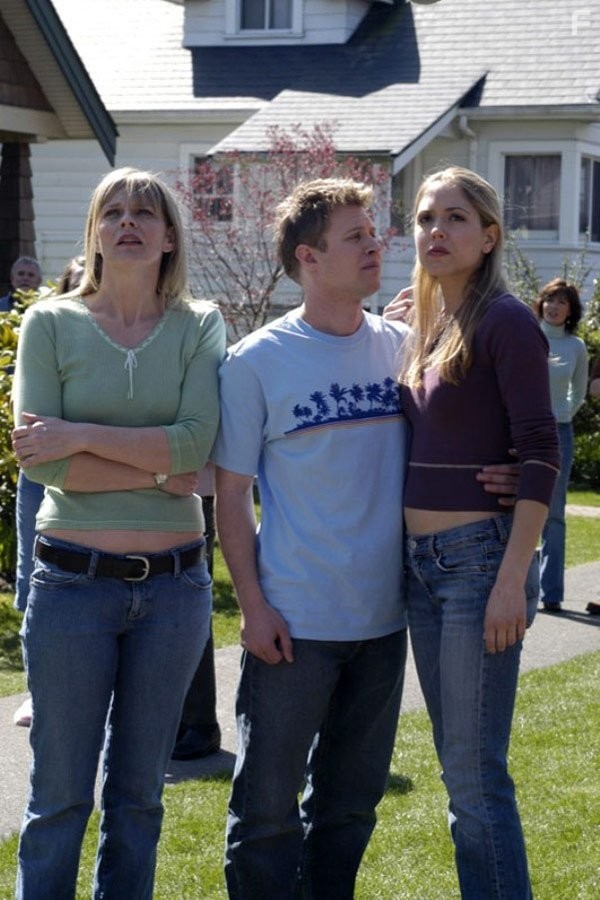 Chilton Crane, Kaj-Erik Eriksen, and Brooke Nevin in Чeтыре тысячи четыреста (2004)