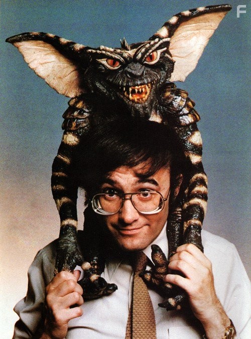Joe Dante in Гремлины 2: Новенькая партия (1990)