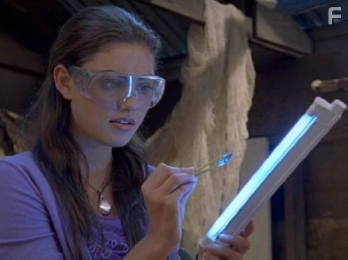 Phoebe Tonkin in H2O: Просто добавь воды (2006)