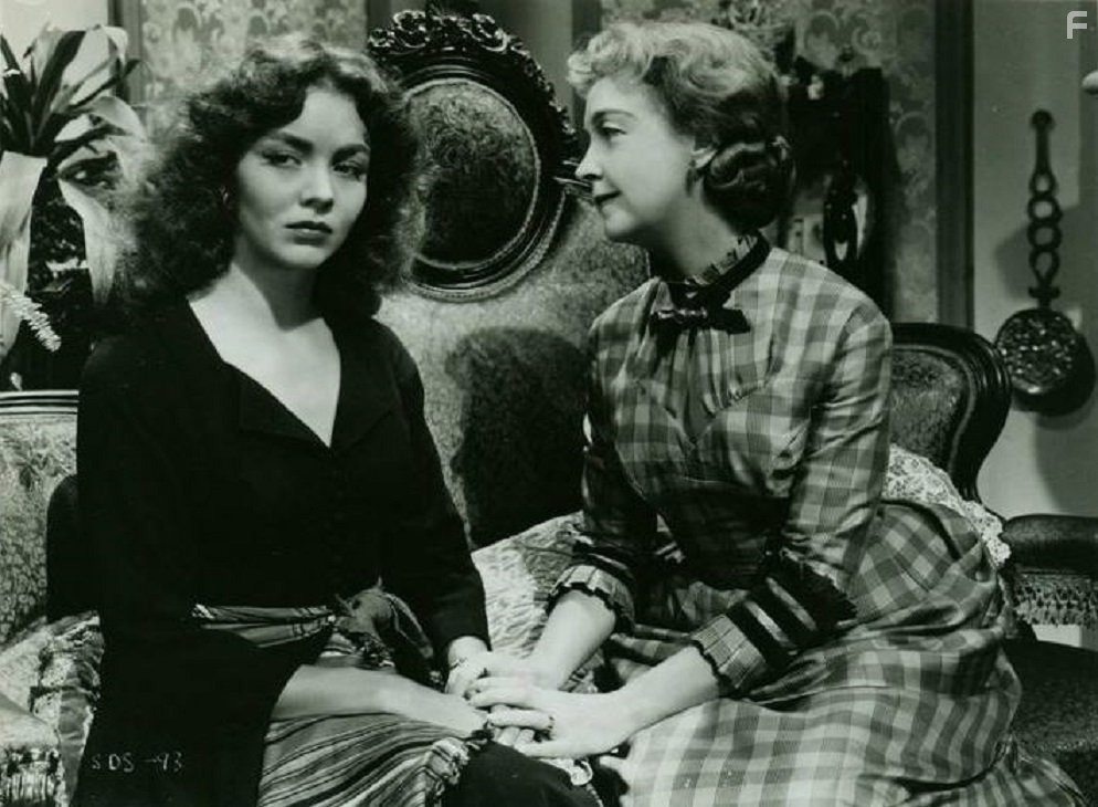 Lillian Gish and Jennifer Jones in Дуэль под солнцем (1946)