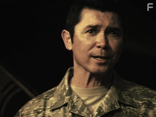 Lou Diamond Phillips in Звёздные врата: Вселенная (2009)