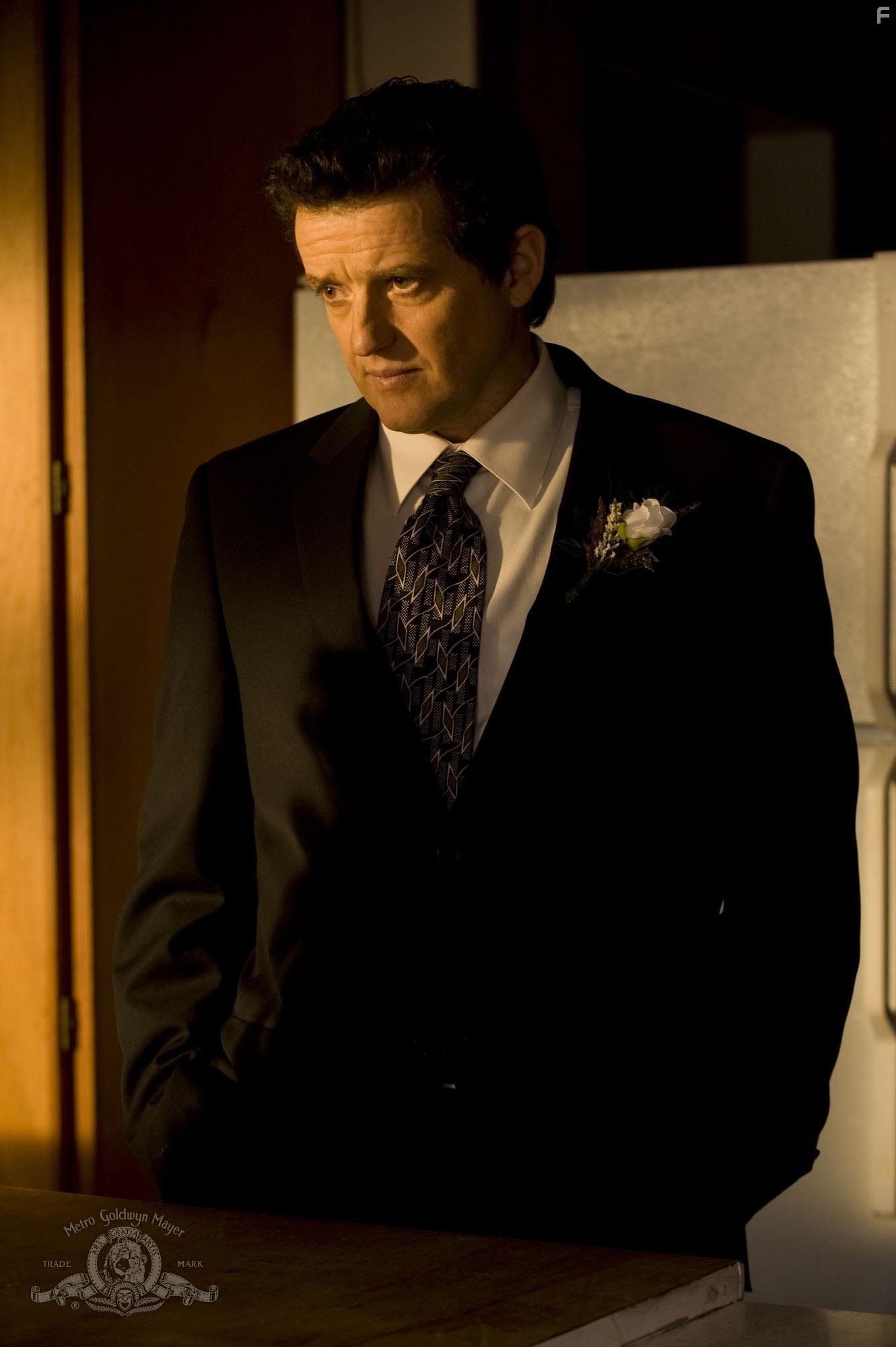 Louis Ferreira in Звёздные врата: Вселенная (2009)