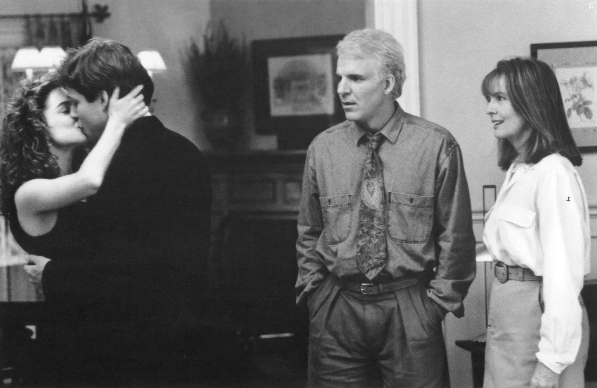 Steve Martin, Diane Keaton, and Kimberly Williams-Paisley in Отец невесты (1991)