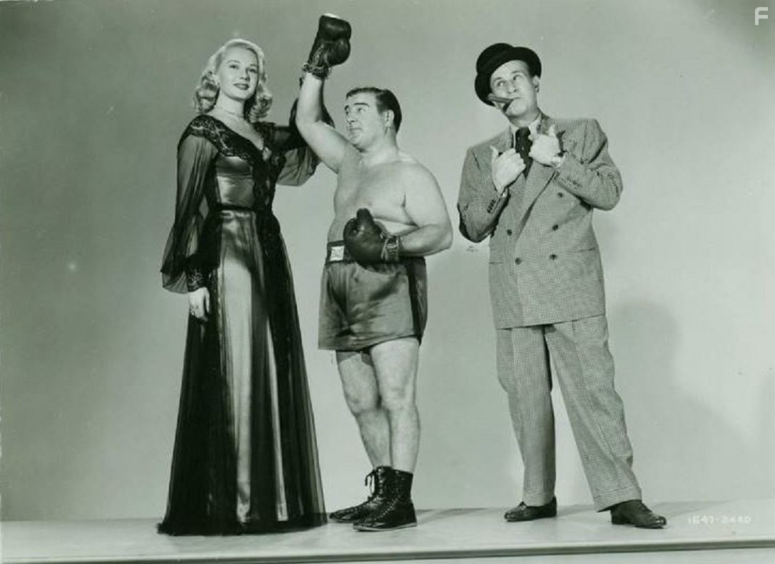 Эббот и Костелло встречают человека-невидимку