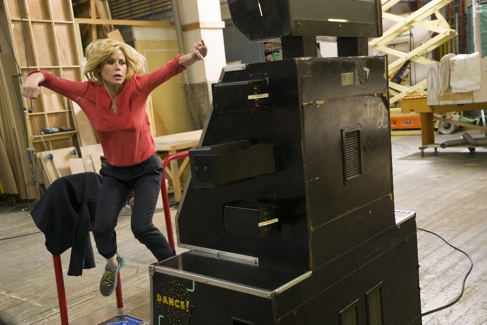 Julie Bowen in Американская семейка (2009)