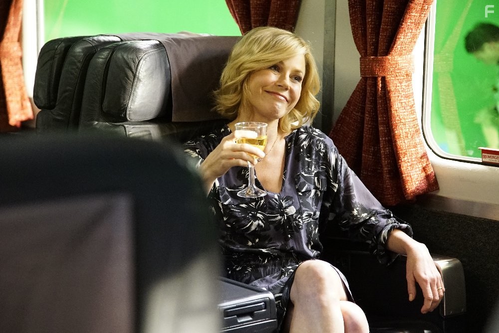 Julie Bowen in Американская семейка (2009)