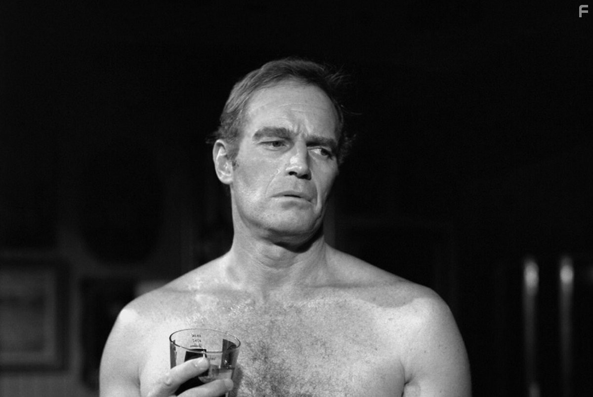 Charlton Heston in Человек Омега (1971)