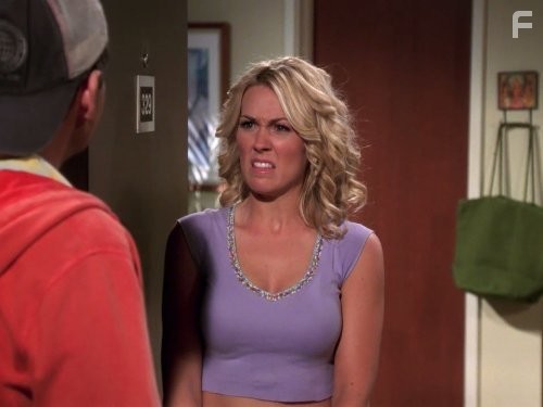 Rachel Cannon in Два с половиной человека (2003)