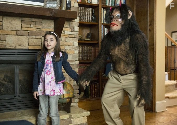 Gracie Whitton in Очень страшное кино 5 (2013)