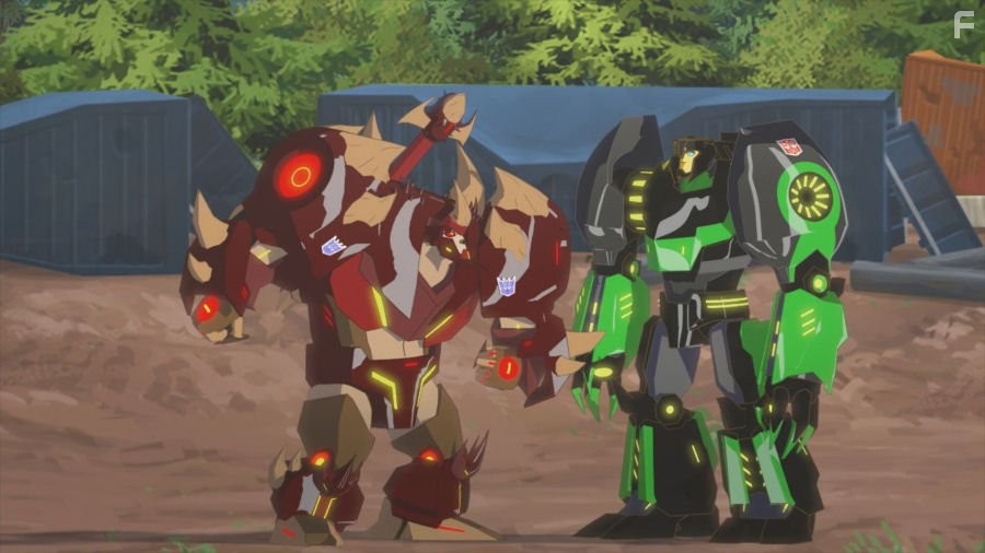 Трансформеры: Роботы под прикрытием (2015)