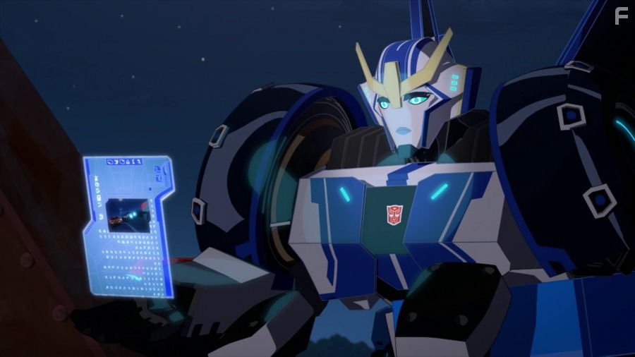 Constance Zimmer in Трансформеры: Роботы под прикрытием (2015)