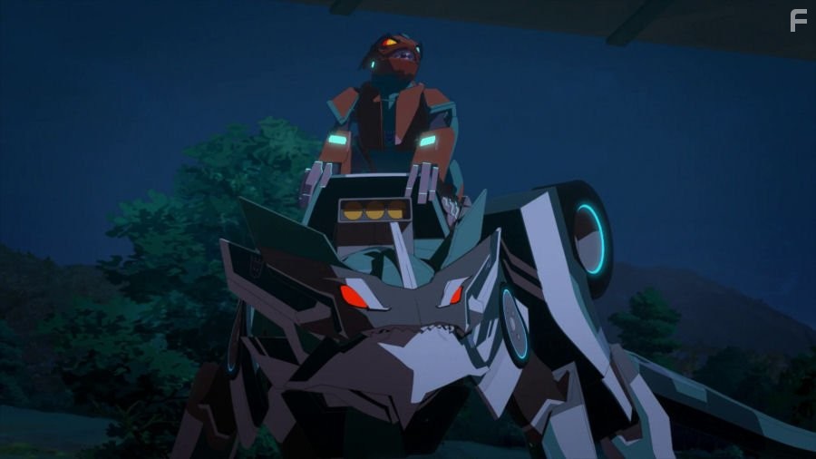 James Arnold Taylor and Gary Anthony Williams in Трансформеры: Роботы под прикрытием (2015)