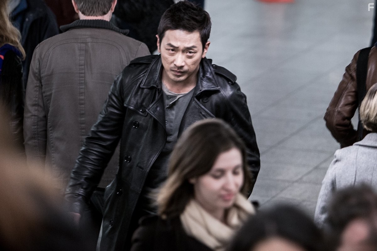 Jung-woo Ha in Берлинское дело (2013)