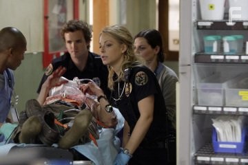 Billy Lush and Anastasia Griffith in Травма: Pilot (2009)