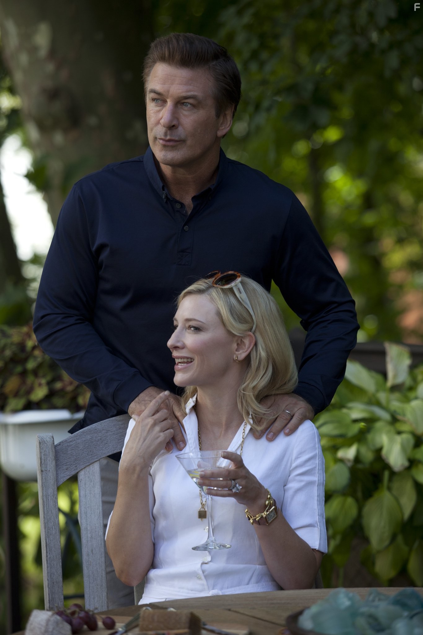 Alec Baldwin and Cate Blanchett in Жасмин (2013)