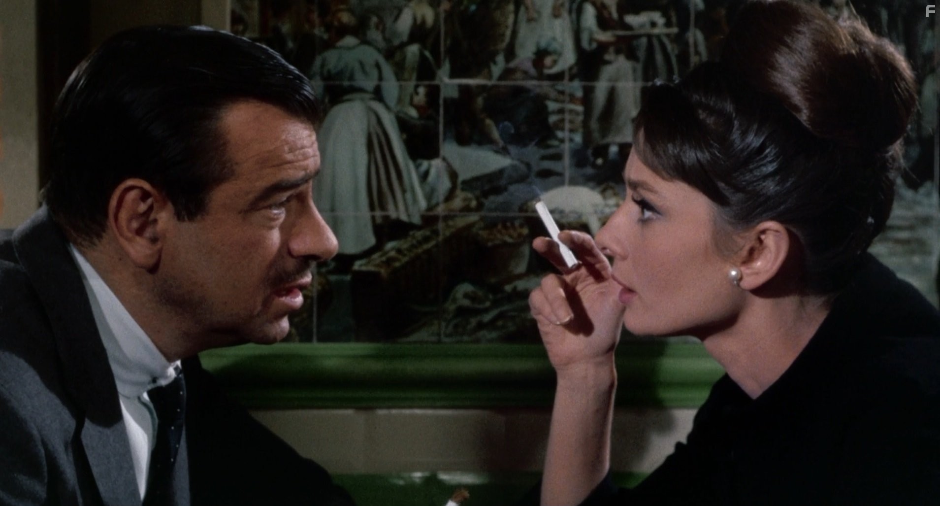 Audrey Hepburn and Walter Matthau in Шарада (1963)