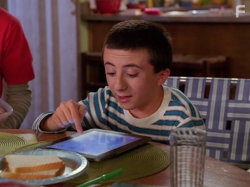 Atticus Shaffer in Бывает и хуже (2009)