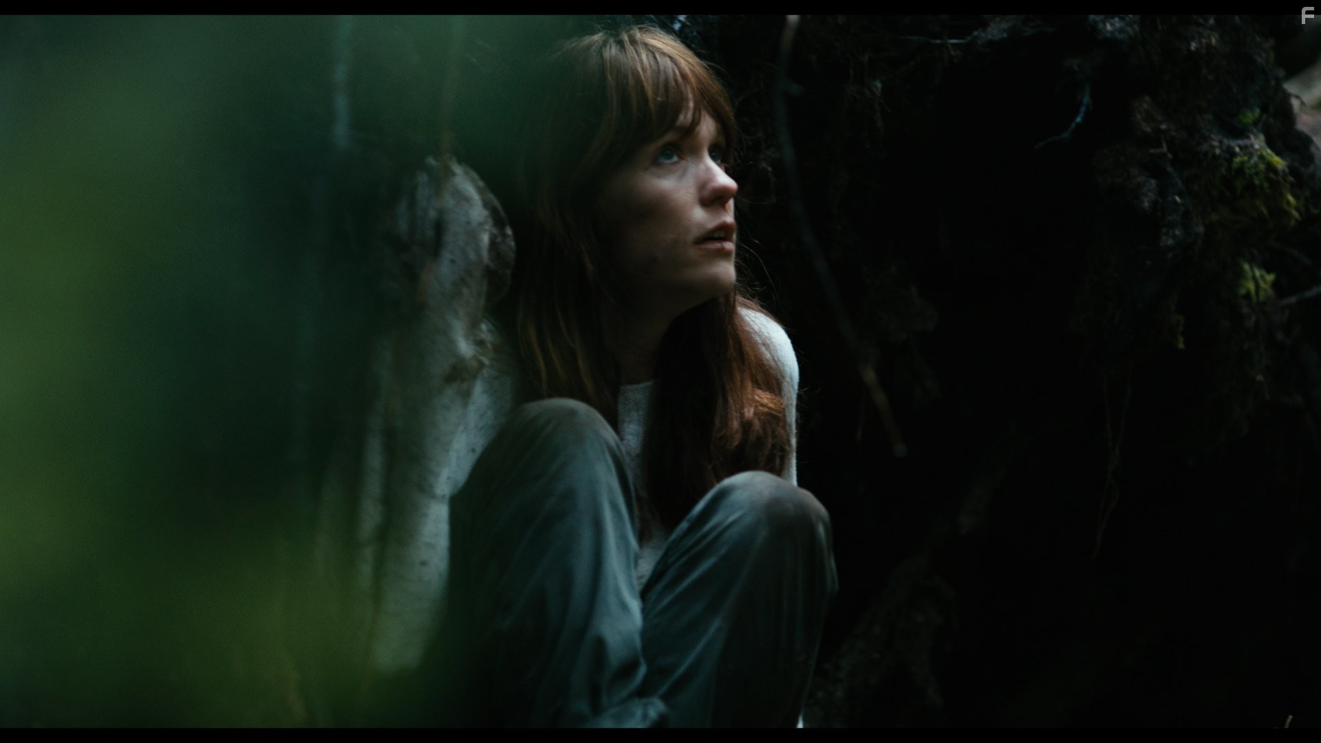 Katie Aselton in Остров смерти (2012)