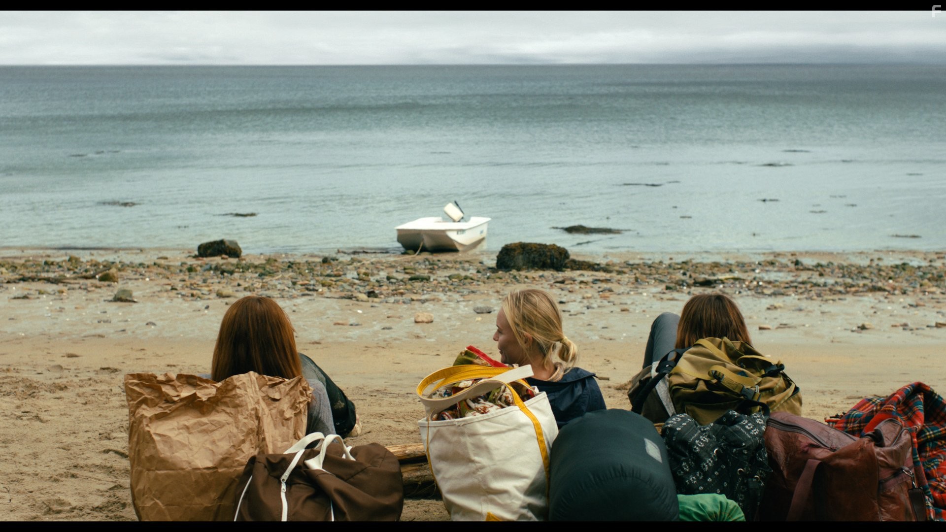 Kate Bosworth, Katie Aselton, and Lake Bell in Остров смерти (2012)