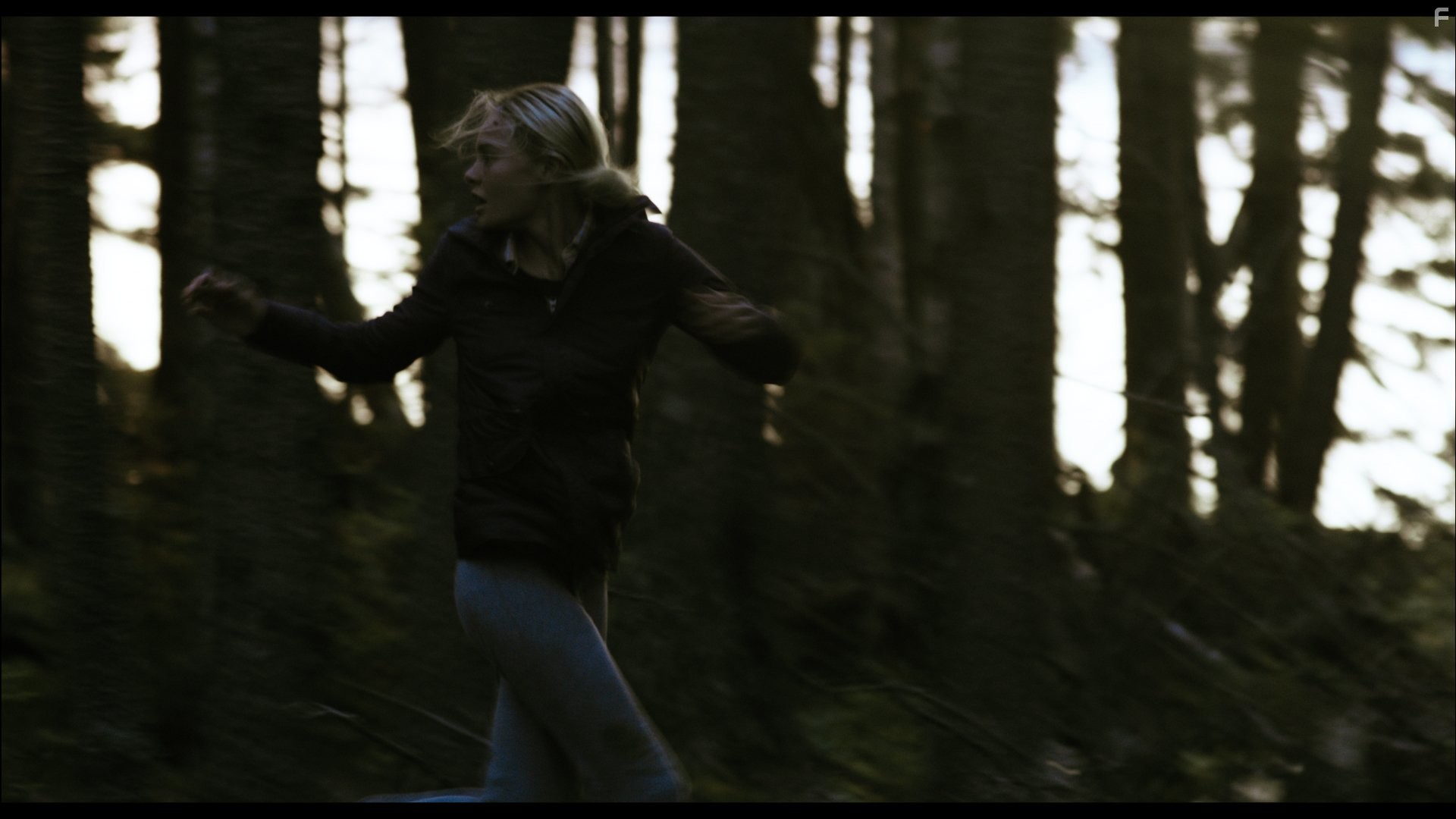 Kate Bosworth in Остров смерти (2012)