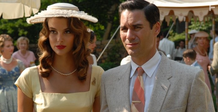 Eric McCormack and Veronica Taylor in Мой единственный (2009)