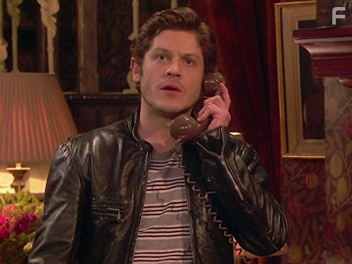 Iwan Rheon in Грешники (2013)