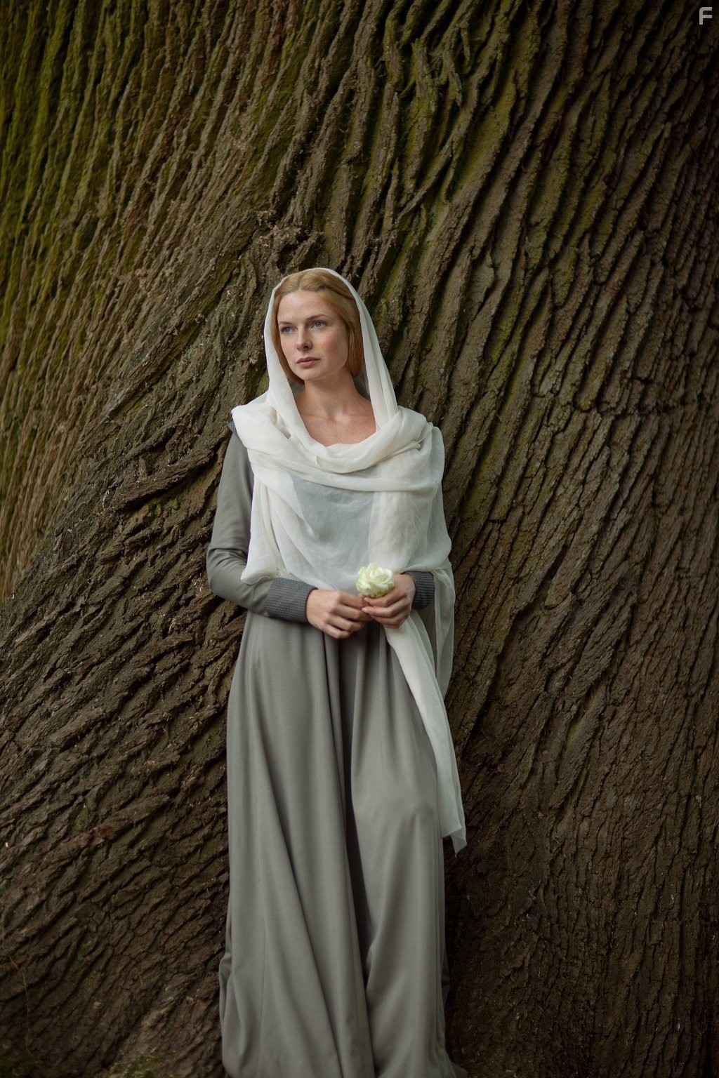 Rebecca Ferguson in Белая королева (2013)