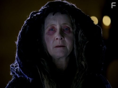 Gemma Jones in Мерлин (2008)