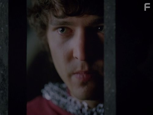 Alexander Vlahos in Мерлин (2008)
