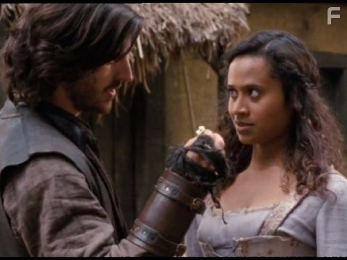 Angel Coulby and Eoin Macken in Мерлин (2008)