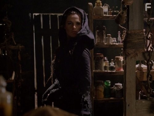 Katie McGrath in Мерлин (2008)