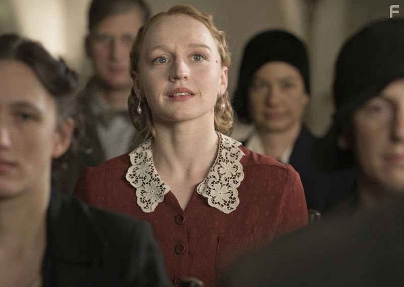 Brigitte Hobmeier in Die Perlmutterfarbe (2009)