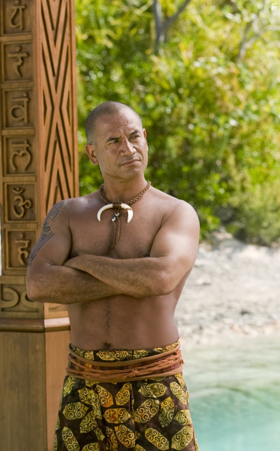 Temuera Morrison in Формула любви для узников брака (2009)