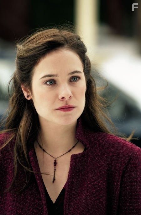 Caroline Dhavernas in Измена (2007)