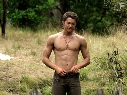 Craig Horner in Легенда об Искателе (2008)