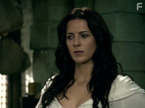Bridget Regan in Легенда об Искателе (2008)