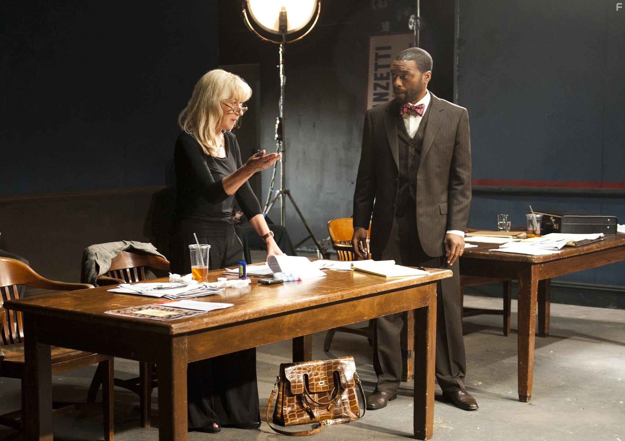 Helen Mirren and Chiwetel Ejiofor in Фил Спектор (2013)