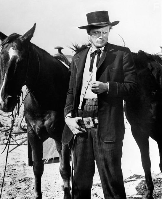 Richard Widmark in Жёлтое небо (1948)