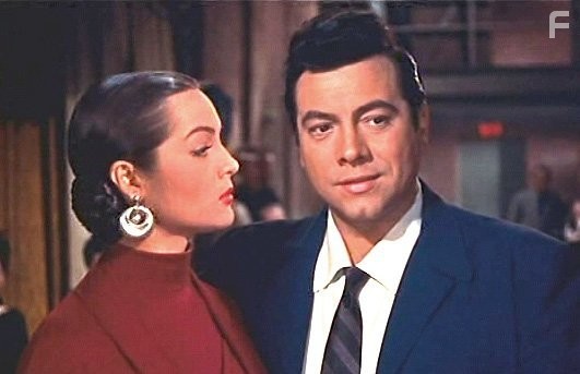 Mario Lanza and Sara Montiel in Serenade (1956)