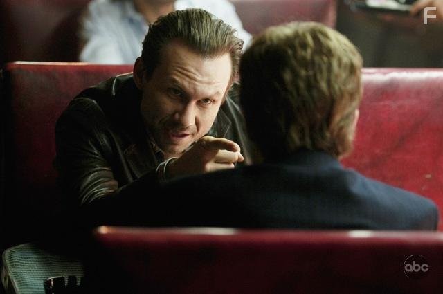 Christian Slater in Забытые (2009)