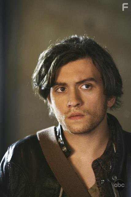 Anthony Carrigan in Забытые (2009)