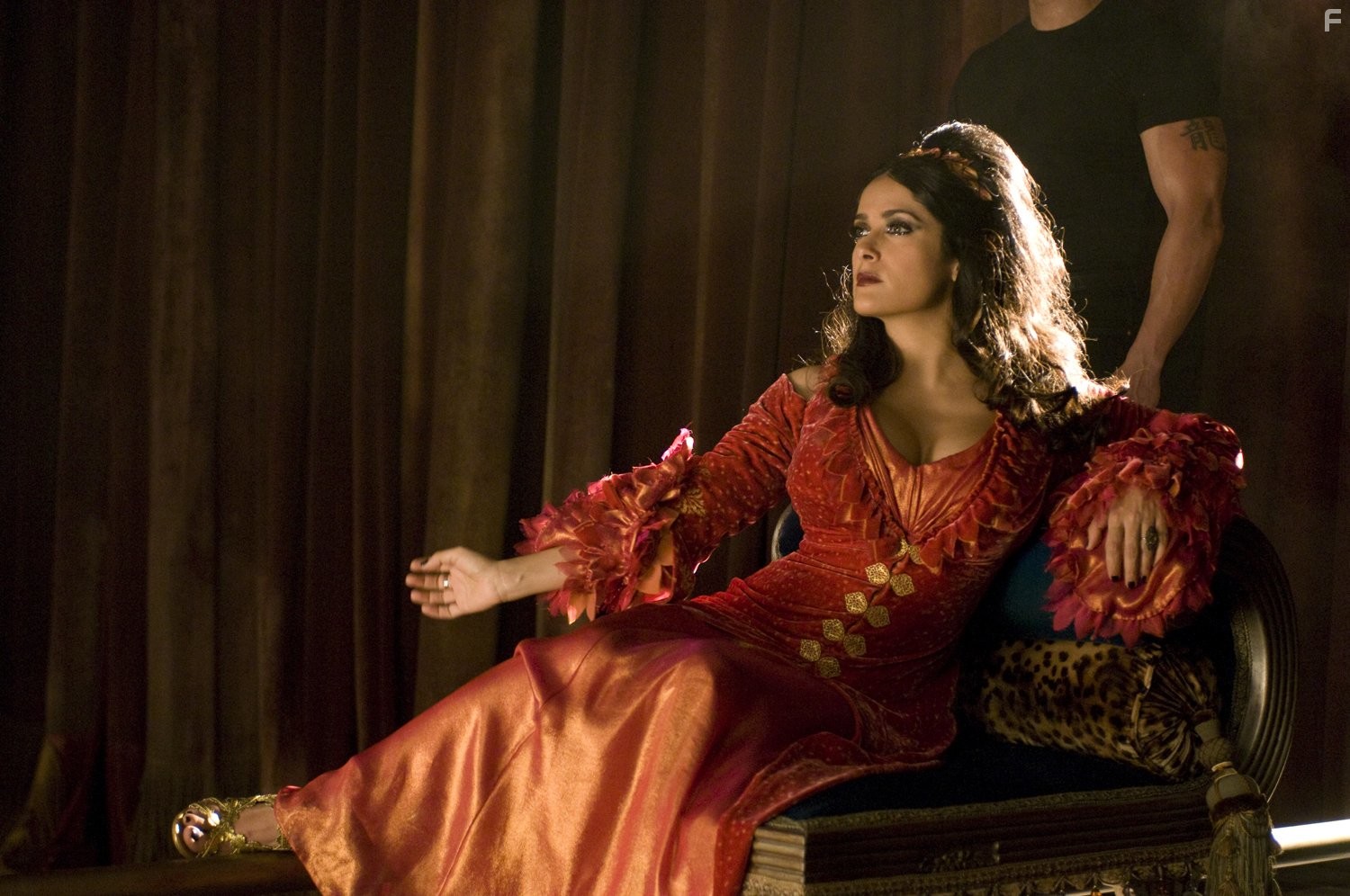 Salma Hayek in История одного вампира (2009)