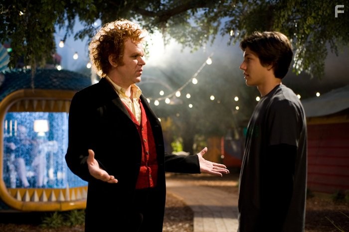 John C. Reilly and Chris Massoglia in История одного вампира (2009)