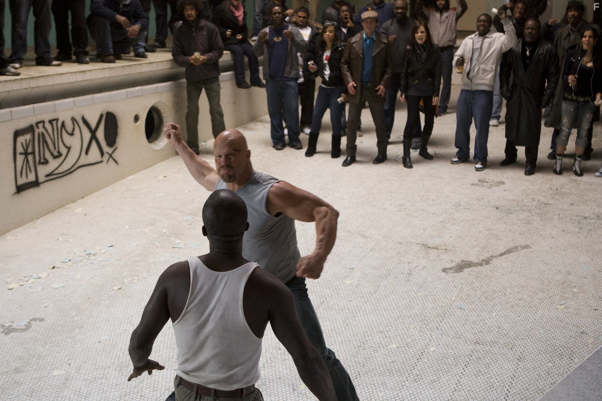 Steve Austin in Ущерб (2009)