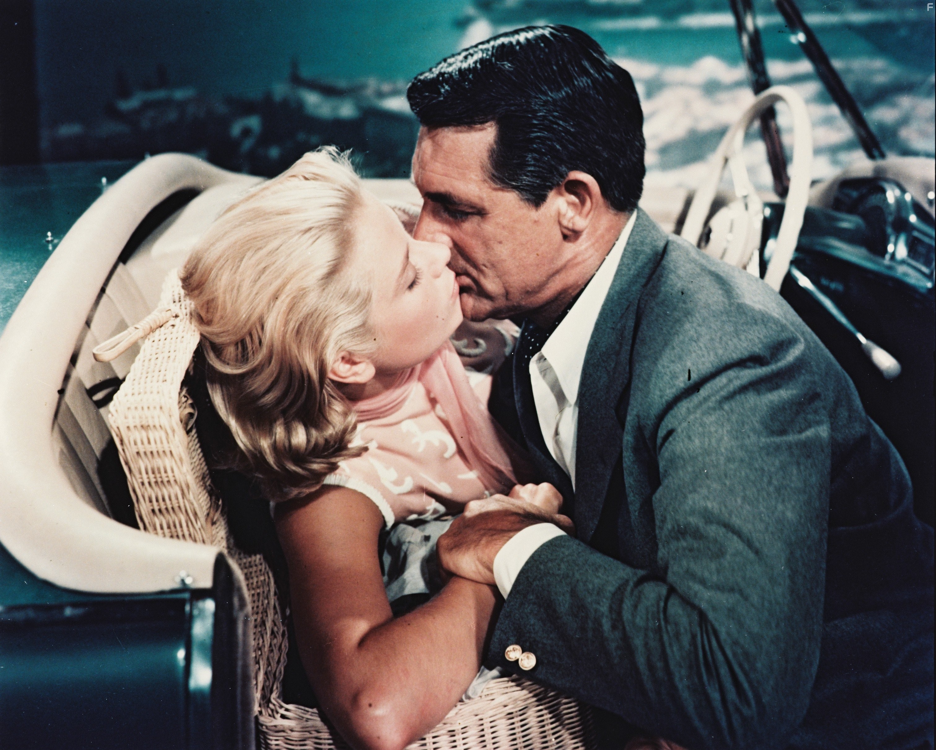 Cary Grant and Grace Kelly in Поймать вора (1955)