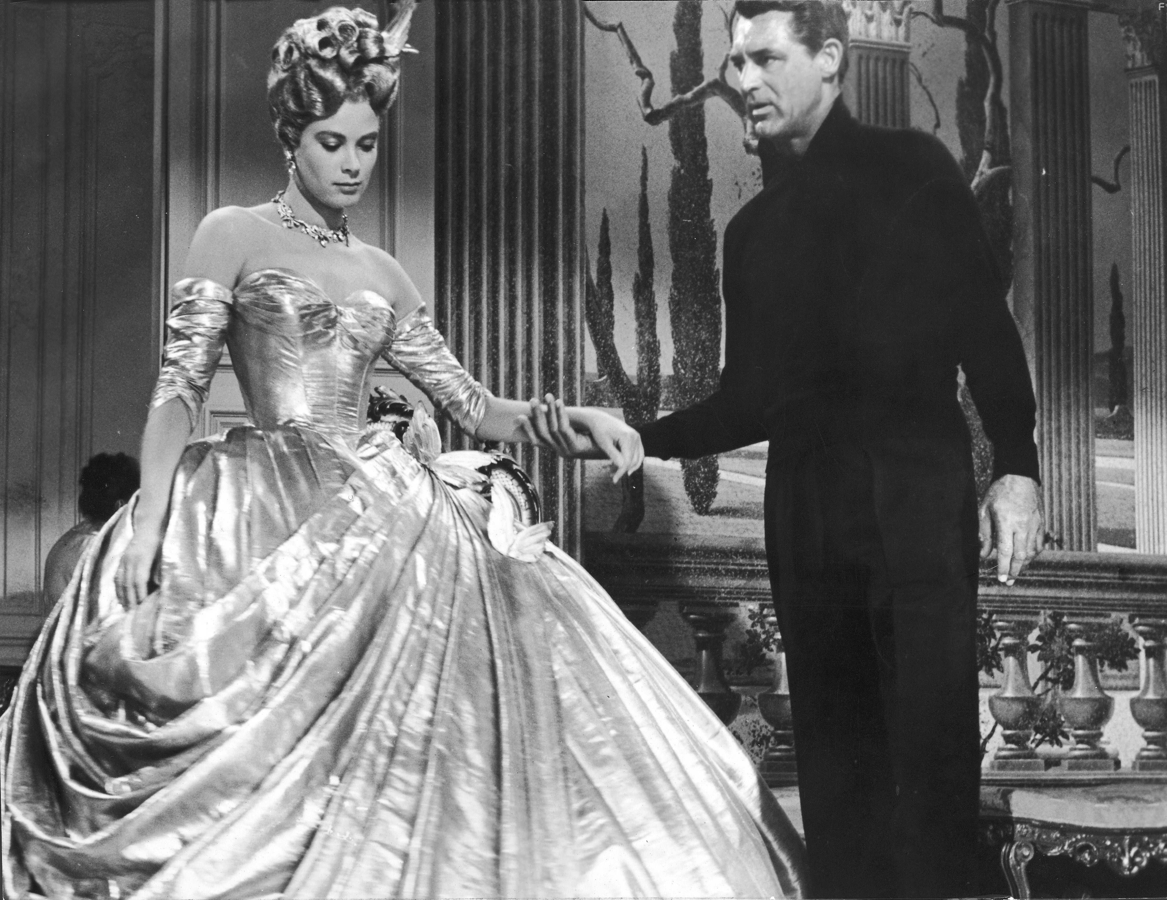 Cary Grant and Grace Kelly in Поймать вора (1955)