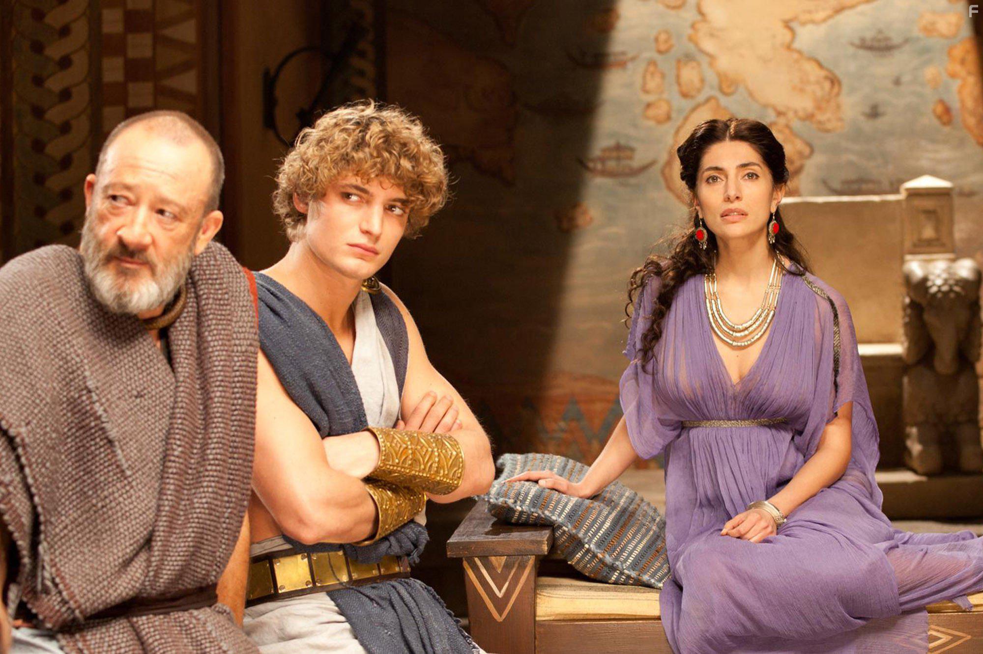 Carlo Brandt, Caterina Murino, and Niels Schneider in Odysseus (2013)